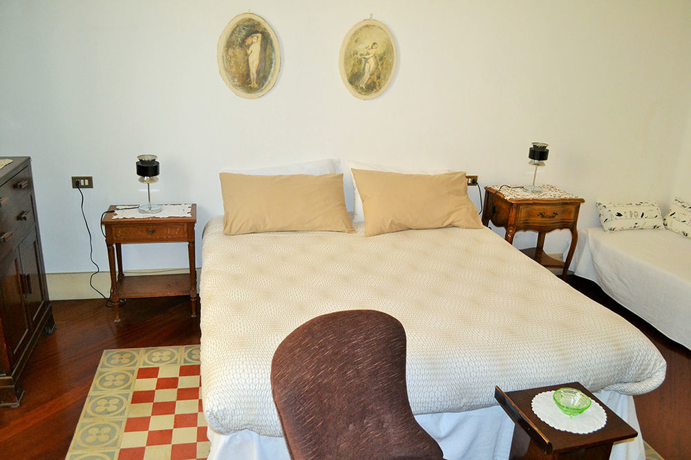 Dany Sweethouse Bed & Breakfast Bergamo Bagian luar foto