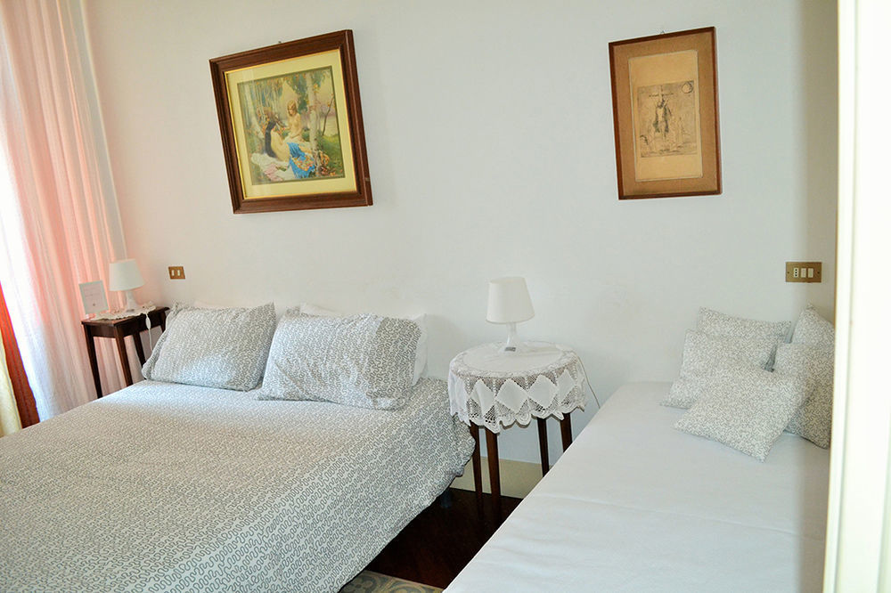 Dany Sweethouse Bed & Breakfast Bergamo Bagian luar foto